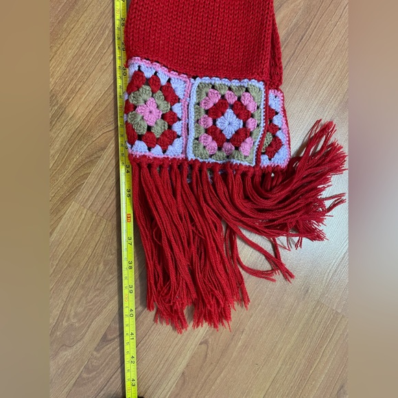 Bluenotes Knit/Crochet Scarf - Picture 2 of 4